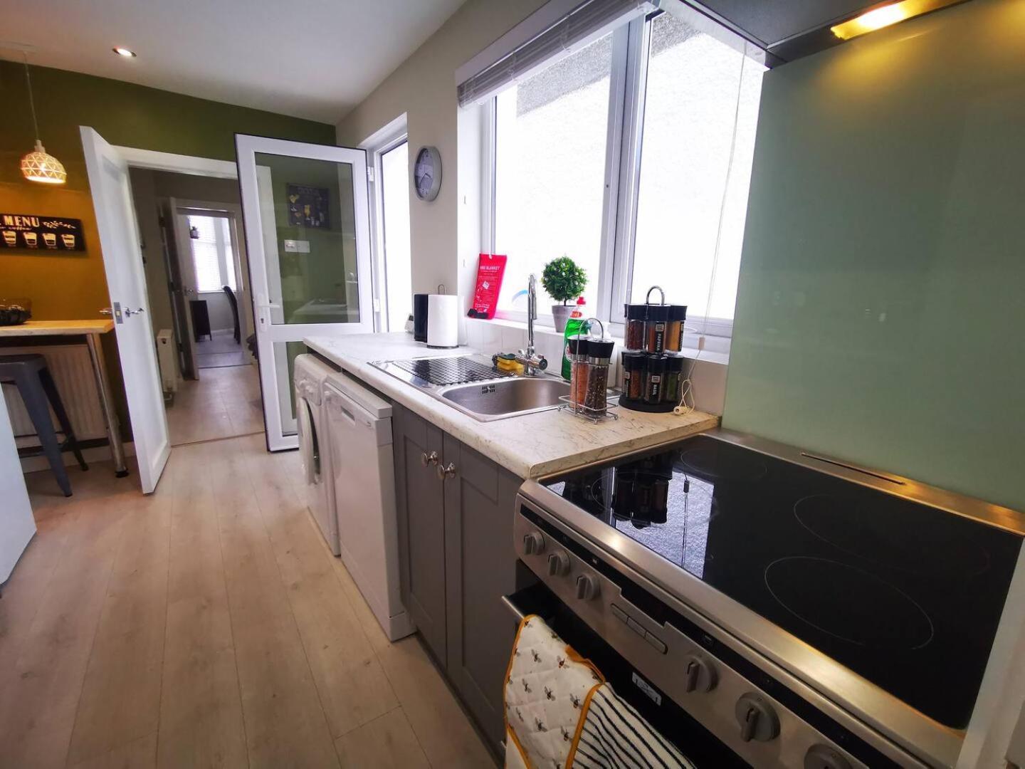 4Br Modern Botanic House Villa Belfast Buitenkant foto